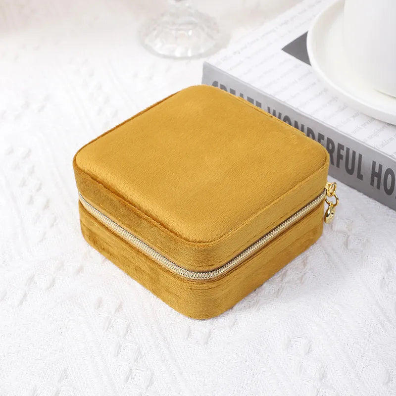 Velvet Jewelry Case (Pre-Order) - HAPPY HOURS